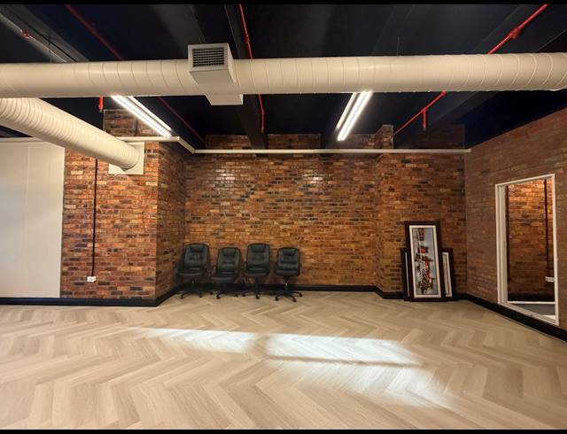99M² BUILDING TO LET IN CAPE TOWN CITY CENTRE